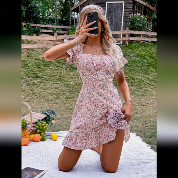 🌺 SALE 🌺 🌼 Women's New Spring Floral Dress 🌼 - Picture 5 of 10